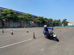 Ketahui Teknik Terjatuh Dari Motor Yang Aman