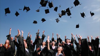 Polemik Wisuda di Bojonegoro, Ini Kata Pemkab Setempat