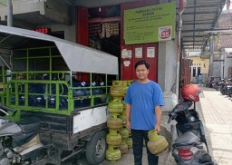 Pertamina Gelontor Satu Juta Tabung LPG 3 Kg Tambahan Untuk Jatim