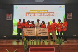 Safety Riding Lab SMK Muhammadiyah 1 Kepanjen Binaan MPM Honda Jatim Terbaik di Safety Riding Camp 2023