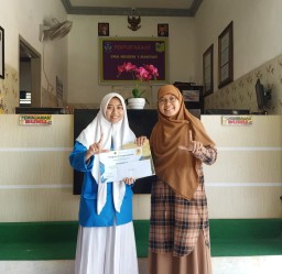 Esai Pemenang Lomba Ayo Suarakan Gagasanmu yang Digelar Smelting dan Rumah Pelangi, Inspiratif dan Kritis