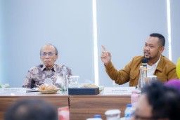 Kunjungi JIIPE, Bupati Gresik Gus Yani Dorong Pelaku Usaha di Kawasan KEK Beri Kontribusi Kongkrit Pada PAD