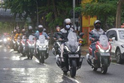 Cari Aman Berkendara Memasuki Musim Hujan
