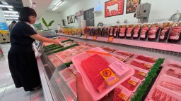 Hypermart Gresik Garap Pasar Halal dan Produk Segar Kota Santri