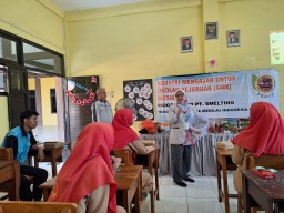 Wujudkan Link and Match DUDI, PT Smelting Gelar Industri Mengajar di SMK Nurul Islam