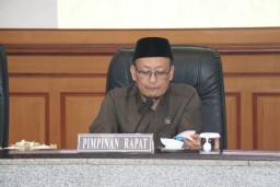Wakil Ketua DPRD Gresik Minta Pimpinan OPD Pemkab Bekerja dengan Prinsip AKIK