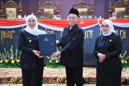 Gubernur Khofifah: Anggaran Belanja Rp. 33,2 Triliun Dimaksimalkan untuk Pembangunan dan Kesejahteraan Masyarakat Jatim