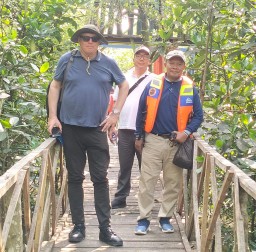 Kawasan Ekosistem Esensial Ujungpangkah, Tempat Singgah Burung Liar dan Sumbangan Smelting