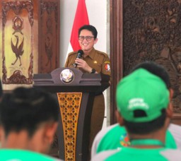 PJ Bupati Bojonegoro Dorong BUMDesa Naik Kelas Saat Pelatihan Optimalisasi Promosi Kreatif