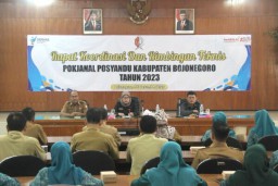 Pj Bupati Bojonegoro Tekankan Kolaborasi Penggerak PKK dan OPD untuk Sukseskan Pelayanan Posyandu