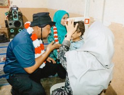 Tak Ingin Ada Warganya yang Sunting Lagi, Bupati Gus Yani dan Istri Kunjungi Rumah Warga