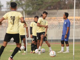 Laga Home Gresik United vs Persela Digelar di Stadion Supriyadi Kota Blitar