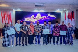 Warga Pemilik Tanah Terimbas Pelebaran Jalan Raya Manyar Gresik Dapat Ganti Rugi Rp4,8 Miliar