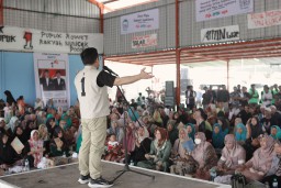 Dapat Keluhan Pupuk dan Solar Petambak Langka di Gresik, Begini Solusi yang Ditawarkan Gus Muhaimin
