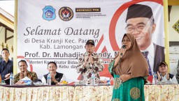 Menko PMK dan Bupati Lamongan Dukung Pemberdayaaan SDM Nelayan Lamongan