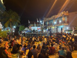 Melihat Indahnya Seni Pencak Silat dalam Panggung Rakyat di Desa Pangkahwetan Gresik