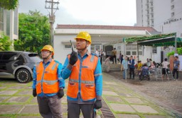 PLN UP3 Surabaya Utara Jaga Pasokan Listrik Aman Saat Pemungutan Suara Pemilu 2024