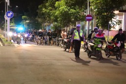 Puluhan Remaja Tanggung Mengendarai Motor Knalpot Brong di Bojonegoro Diamankan Polisi