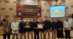 PPK Kanor Dapat Juara Satu Pengelolaan Data Pemilih Pemilu 2024 Dari KPU Bojonegoro