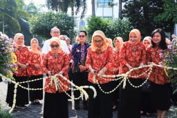 Gelar Bazar Ramadhan, Pj. Gubernur Adhy: Jadi Sabuk Pengaman dan Upaya Stabilkan Harga Bahan Pokok