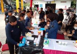 BNN dan Polda Jatim Terus Lakukan Tes Urine ke Sopir dan Awak Bus