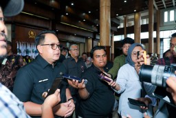 Soal LKPJ 2023, Pj Gubernur Adhy Tegaskan Pentingnya Sinergitas Tingkatkan Capaian IKU Pemprov Jatim
