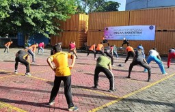 150 Orang Ikuti Senam Bersama Insan Maritim yang Digelar KSOP dan Smelting