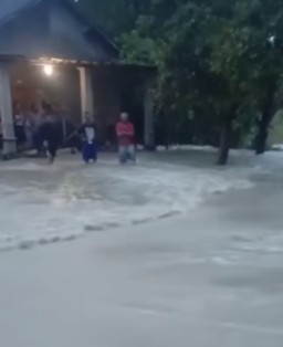 Diguyur Hujan Tinggi, Sejumlah Desa di Bojonegoro Alami Banjir Bandang