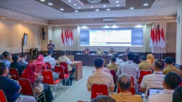 Tingkatkan Jumlah Pekerja KTP Gresik, Bu Min: Wajib 60 Persen Setiap Perusahaan