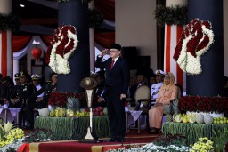 Pimpin Upacara Harkitnas 2024, Plh. Gubernur Jatim Bobby Ajak Generasi Muda Kuasai Teknologi untuk Songsong Indonesia Emas 2045