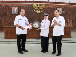 Pemkab Bojonegoro Fasilitasi 28 Roda Dua, Kendaraan Dinas untuk Petugas Pemungutan Pajak
