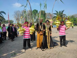 Petik Tebu Manten dan Selamatan Buka Giling SGN PG Semboro, Simbol Harmonisasi PG dengan Petani Tebu