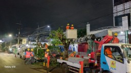 PLN UP3 Surabaya Utara Gelar Program Bekam Roman (Grebek Malam Row Aman) Dalam Menjaga Keandalan Listrik