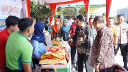 Stabilkan Harga di Tengah Inflasi, Pemerintah Provinsi Jatim dan Pemerintah Kabupaten Gresik Gelar GPM