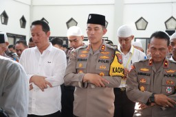 Polres Jombang Gelar Salat Ghaib Doakan Personil yang Meninggal Dunia Terbakar