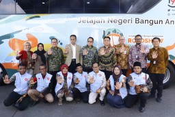 Dukung Roadshow Bus KPK 2024, Pj. Gubernur Jatim Sebut Upaya Preventif Sosialisasikan Pendidikan Antikorupsi sejak Dini