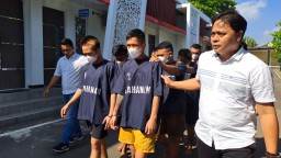 Jual Sabu ke Sopir Turk, Dua Pria di Tuban Diringkus 