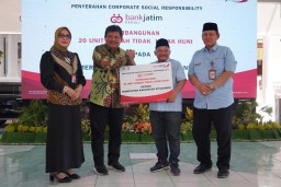 Bank Jatim Bangun Rumah Layak Huni Bagi Masyarakat Situbondo