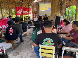 Bikers Komunitas Honda Ikuti BeAT The Experience