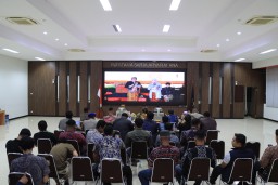 Polres Gresik Gelar Nonton Bareng Wayang Kulit "Tumurune Wiji Sejati" Hari Bhayangkara ke-78