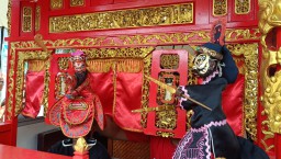 Wayang Potehi Gudo Jombang Mendunia, Lagu Yalal Wathon Jadi Salah Satu Identitas