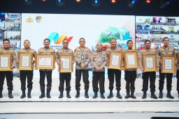 Polres Jombang Raih Penghargaan Unit Pelayanan Publik Terbaik dari KemenPAN-RB