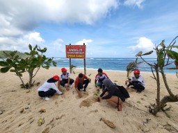 Turut Jaga Lingkungan, MPM Honda Jatim Gelar Green Kalcer.