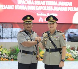 Kapolres Gresik yang Baru Segera Bertugas Setelah Sertijab di Mapolda Jatim