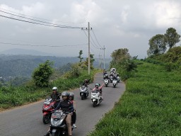 Mabar Pecinta Honda PCX160 Blitar, Keseruan Mini Kompetisi dan #Cari aman saat City Riding dengan Skutik Premium