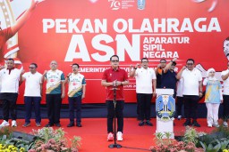 Buka Pekan Olahraga ASN Pemprov Jatim, Pj. Gubernur Adhy Pacu Semangat Kebersamaan untuk Tingkatkan Kinerja Pelayanan