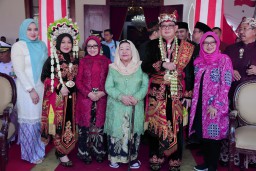 Bentuk Penghargaan dan Terima Kasih, Pj. Gubernur Jatim Gelar Tasyakuran Bersama Keluarga Pahlawan dan Janda Perintis Kemerdekaan