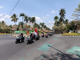Puluhan Bikers Honda PCX Malang Sambut Hari Kemerdekaan