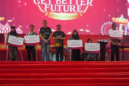Puncak HUT Bank Jatim Ke-63 Berlangsung Meriah, Pecahkan Rekor MURI Akad Kredit Konsumer Terbanyak
