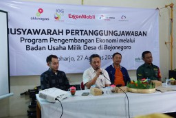 EMCL Bersama Ademos Indonesia Serahterimakan Program Pengembangan Ekonomi Masyarakat Bojonegoro 